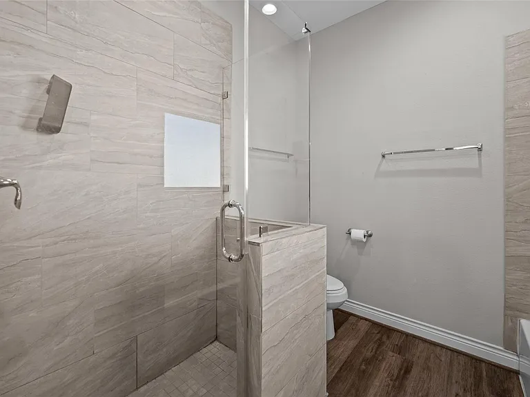 14603 Sanour Dr — Photo 22
