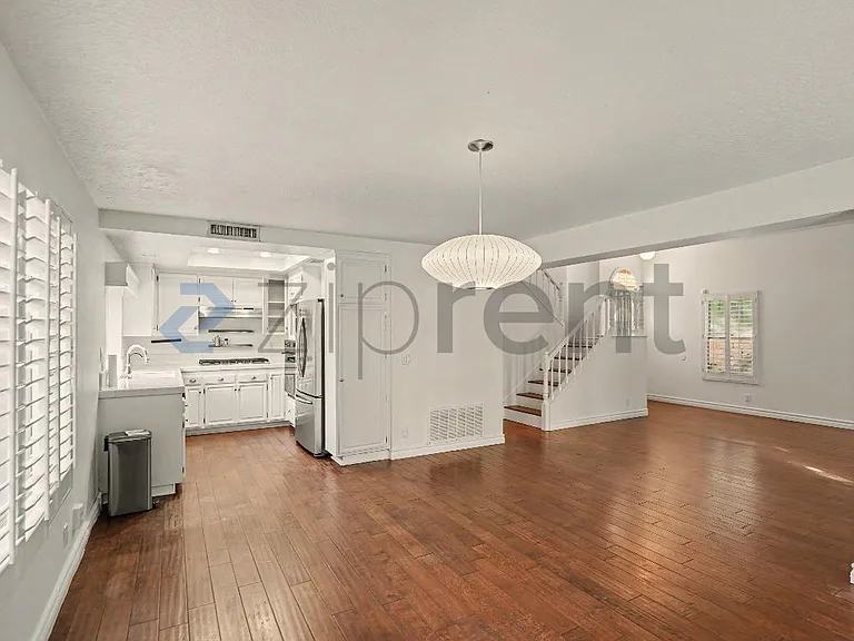 22535 Pamplico Dr — Photo 3