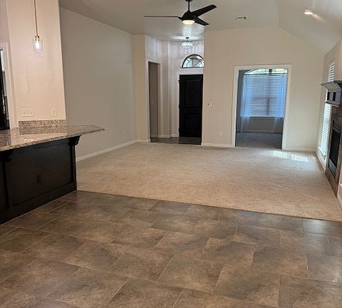 4th image of 17013 Avila Ln