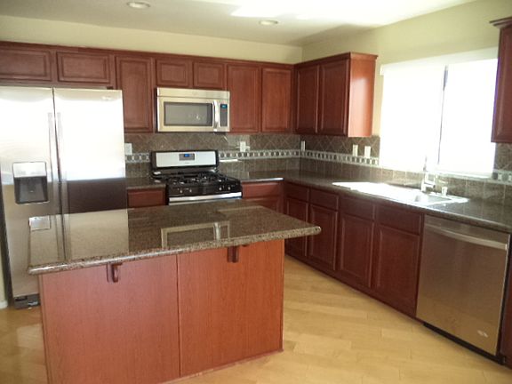 5th image of 721 Chula Vista Hills Dr