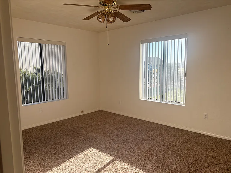 18340 Santa Anita St — Photo 17