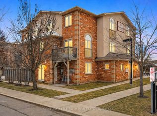 19 Cheltenham Rd #4, Barrie, ON L4M 0E7