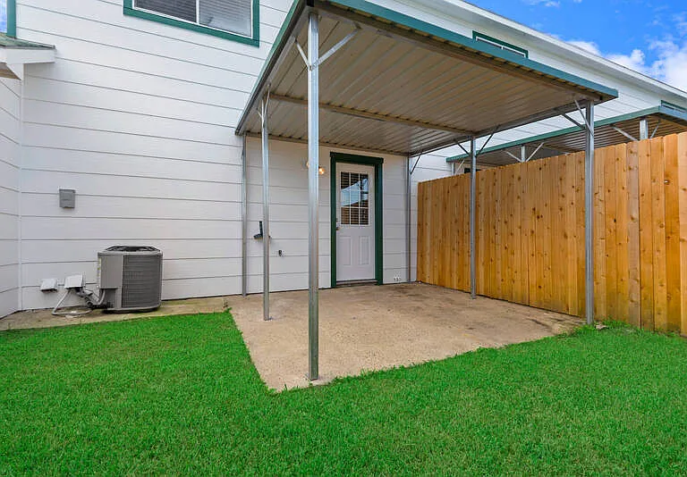 2108 Saint Lucia Calle — Photo 16