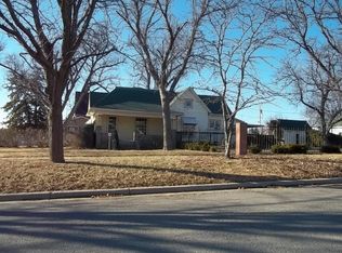 405 N Walnut St, Stockton, KS 67669