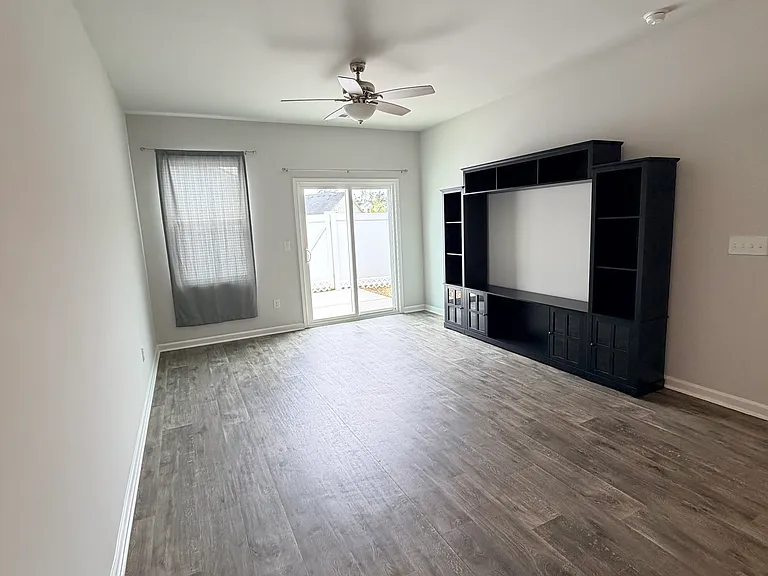 209 Brackish Dr — Photo 11