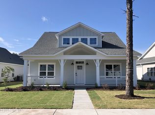 2486 Lake Ridge Dr, Southport, NC 28461