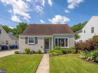 466 Buttonwood Ave, Maple Shade, NJ 08052