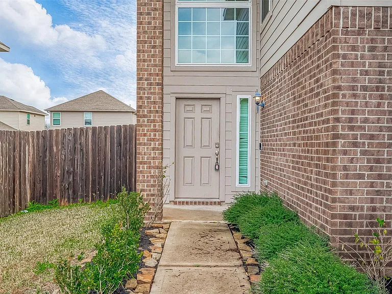 3406 Water Lilly Way — Photo 6