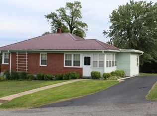 119 Park St, Stuart, VA 24171