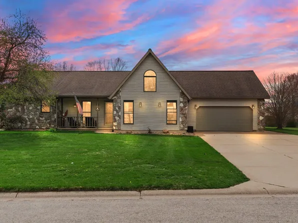 2692 S Nowak Dr, La Porte, IN 46350