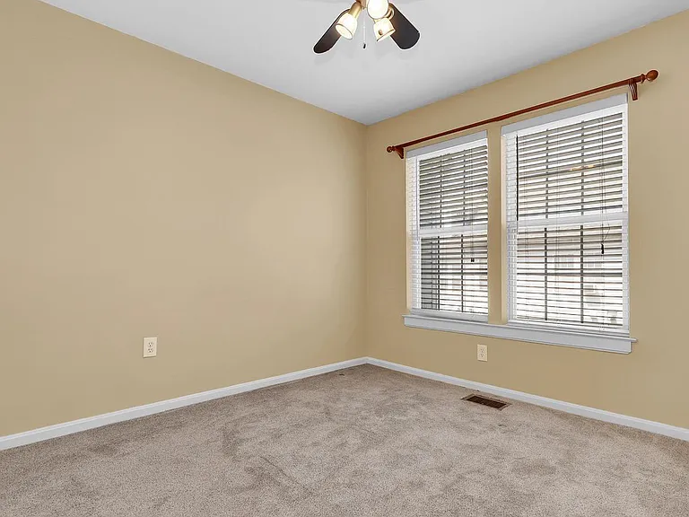 12031 Amber Ridge Cir — Photo 21