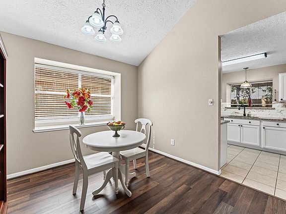 4th image of 19619 Brentonridge Ln