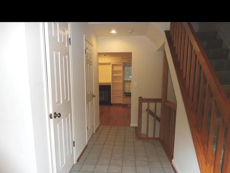 126 Spring Place Way — Photo 3