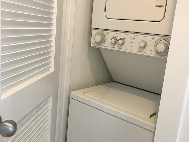715 Caroline St #102 — Photo 16