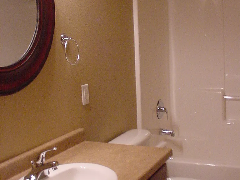 1166 Santa Fe Ave #1 — Photo 7