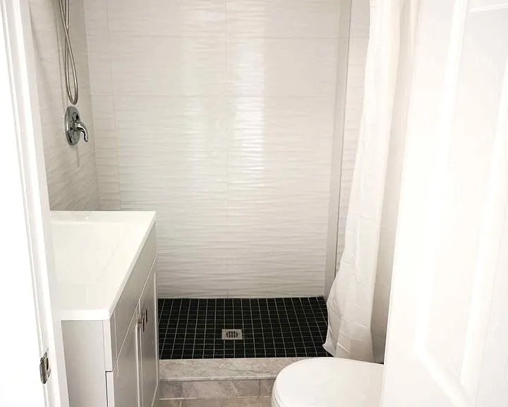 85 Copeman Cres #LOWER — Photo 8