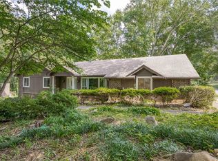 1578 Briarwood Ln SW, Lilburn, GA 30047