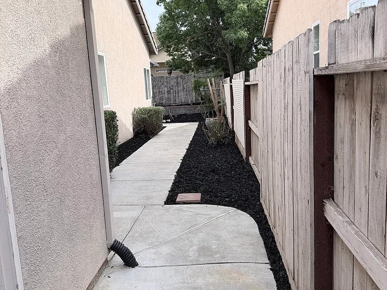 5606 Edgefield Way — Photo 18