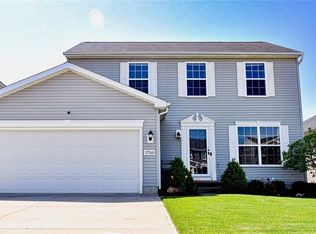 37568 Tail Feather Dr, North Ridgeville, OH 44039