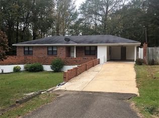 203 Cove Rd, Fulton, MS 38843