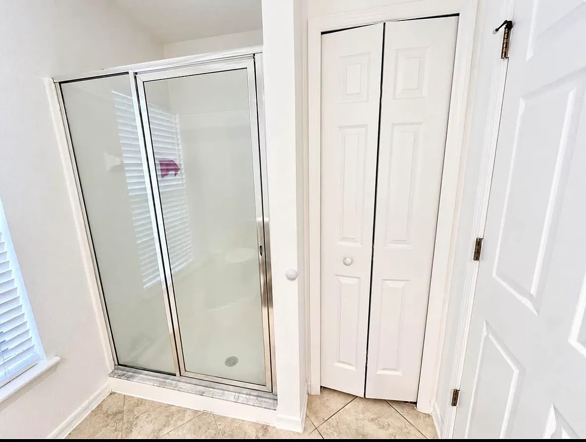 4 bed, 1721 sqft, $2,500 — Photo 1