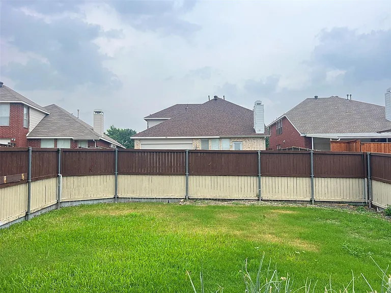 1309 Heather Brook Dr — Photo 31