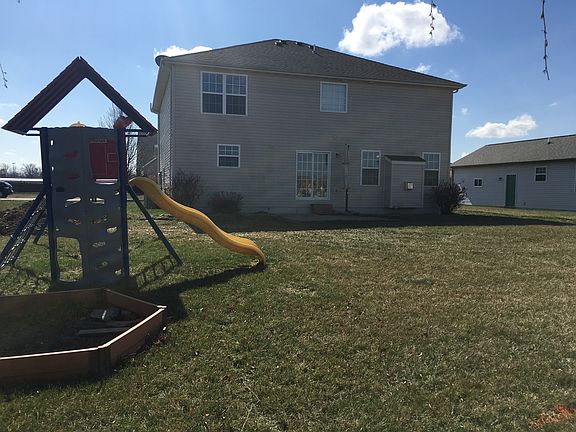 3rd image of 1171 Larkspur Dr
