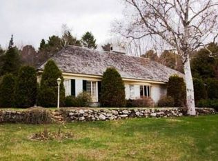 250 Foreside Rd, Falmouth, ME 04105