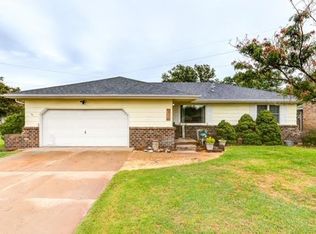 2319 Quincy St, Salina, KS 67401