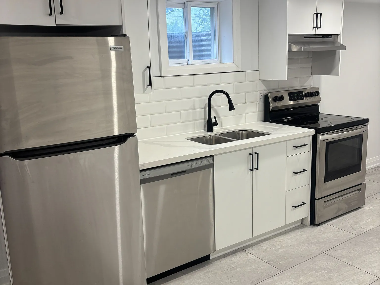 2 bed, $1,700 — Photo 2
