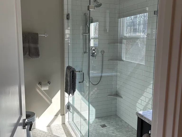 652 Ivy Hl — Photo 17