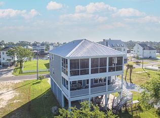 27 Golf View Dr, Pass Christian, MS 39571