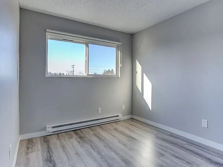Tigardville Apartments — Photo 4