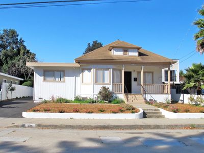 415 Caledonia St, Santa Cruz, CA, 95062