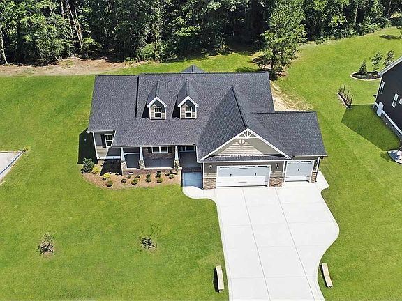 2nd image of 68 W Saddle Ct