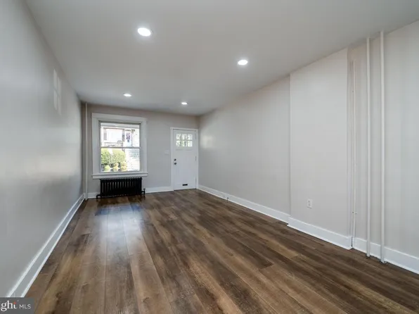 268 Linden St, Reading, PA 19604