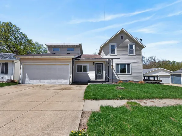 205 Miners St, Parkersburg, IA 50665