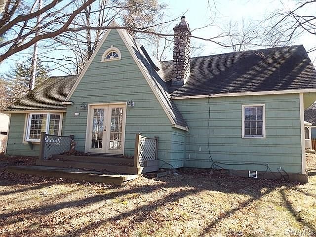 1st image of 12 Lakelands Ave
