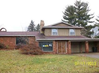 1625 Brookwood Dr, Elkhart, IN 46514