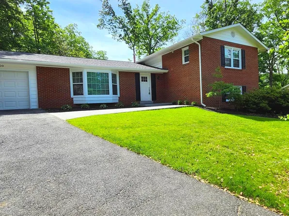 2109 Gatewood Pl, Silver Spring, MD 20903