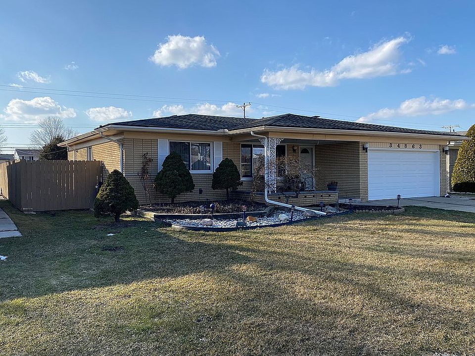 1st image of 34863 Dasher Dr