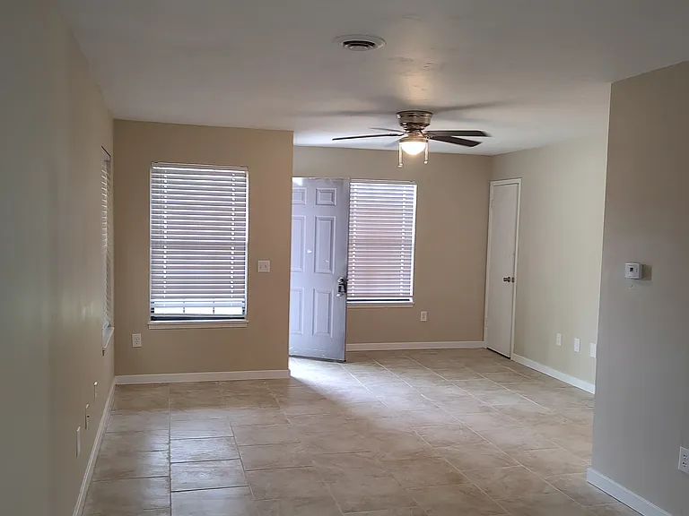 102 Carrigan Rd #B — Photo 4