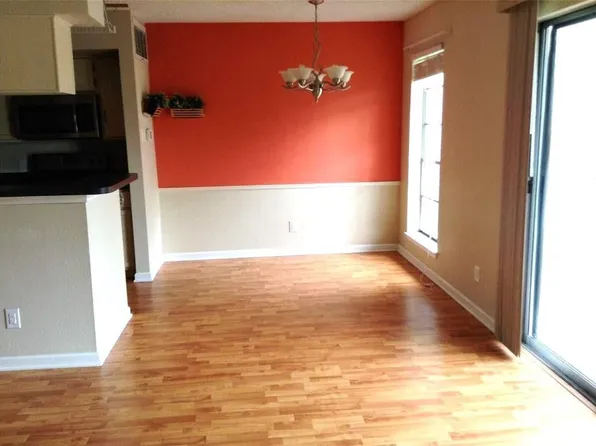 2120 El Paseo St APT 1304, Houston, TX 77054