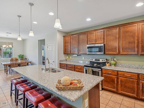 3rd image of 1265 E JUDI Street