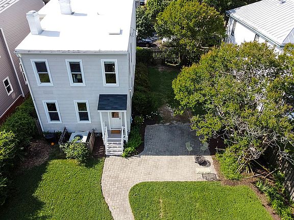 3rd image of 1507 Oakwood Ave