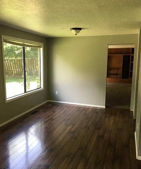 17617 Nicole Ln — Photo 5