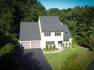 157 Arbor Crst, Somers, NY 10589