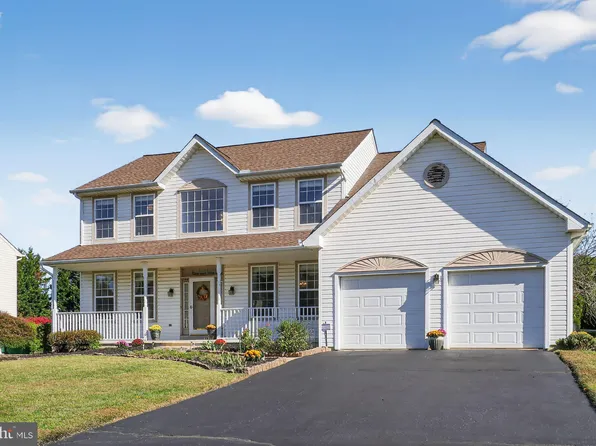 78 Emerald Ridge Dr, Bear, DE 19701