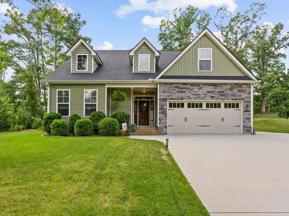 135 Robertson Cir, Travelers Rest, SC 29690