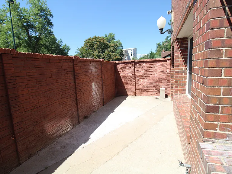 290 S Humboldt St #2 — Photo 26